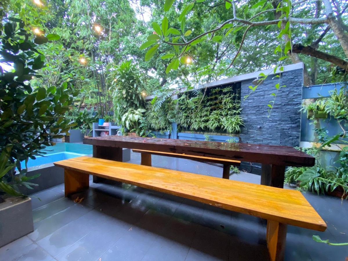 Oneriimba Private Pool & Garden Residence Johor Bahru Esterno foto