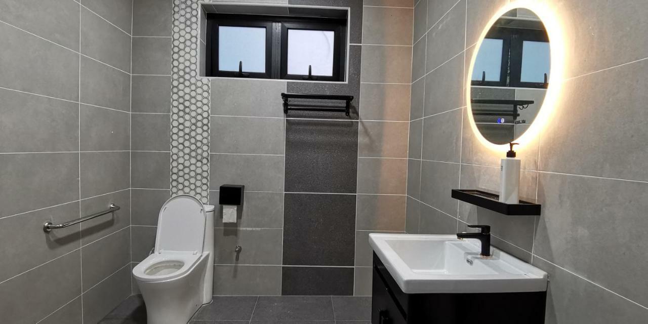 Oneriimba Private Pool & Garden Residence Johor Bahru Esterno foto